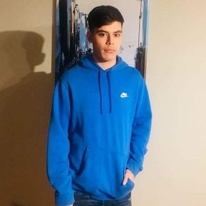 Meet your Posher, Luis